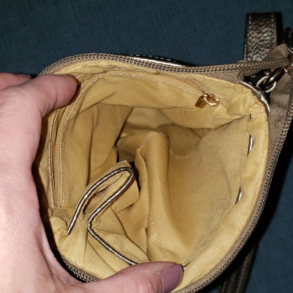 EUC  Mia Farrow Collection crossbody bag - Picture 4 of 4